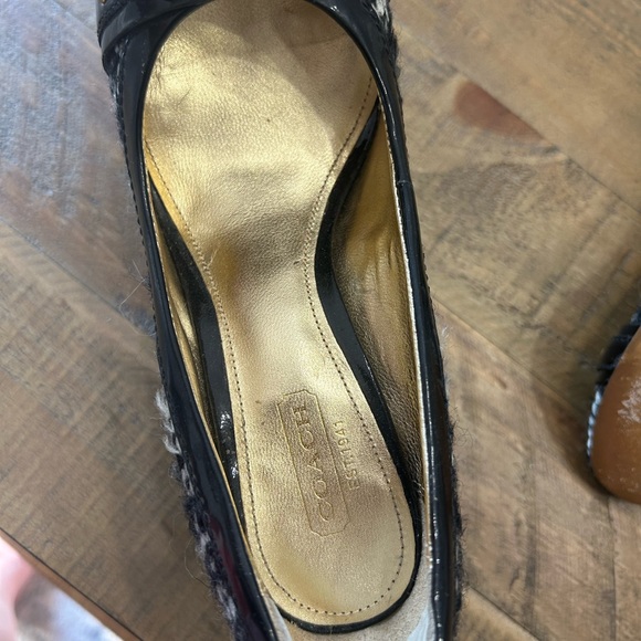 Beautiful Coach Heels - Picture 6 of 9